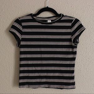 H&M // Midriff Top // Size:M // Slighty Used.